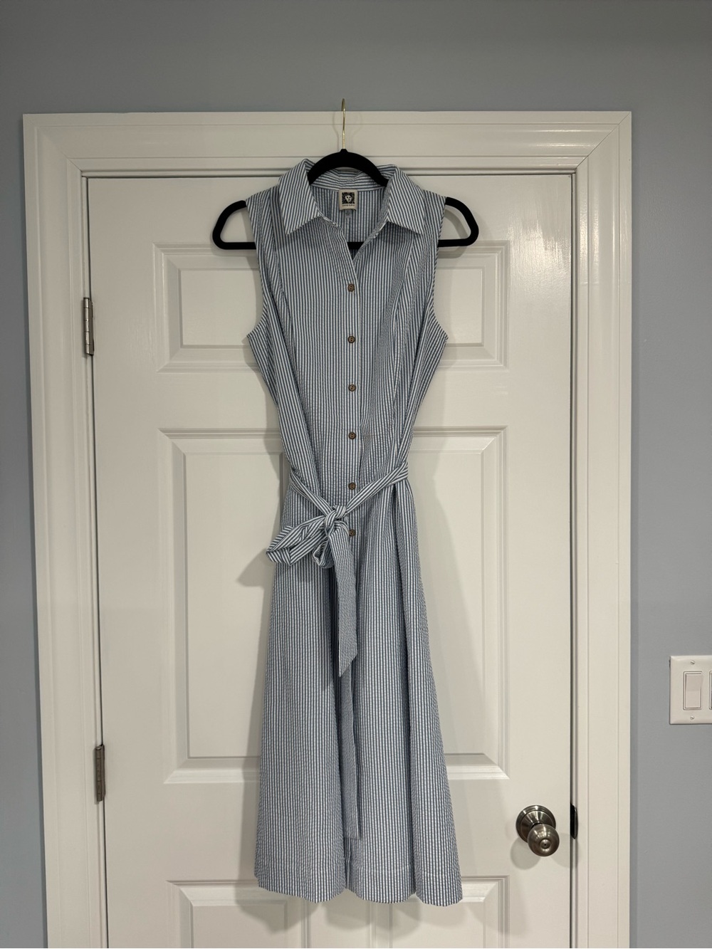 Anne Klein Blue and White Sleeveless Midi Shirt Dress with Tie Waist